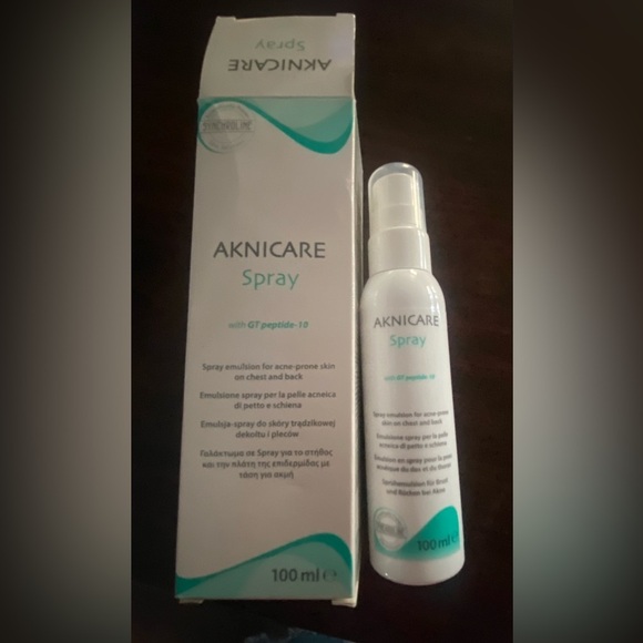 Synchroline Aknicare Chest and Back Acne-Prone Skin Spray Lotion 100ml - Picture 1 of 2